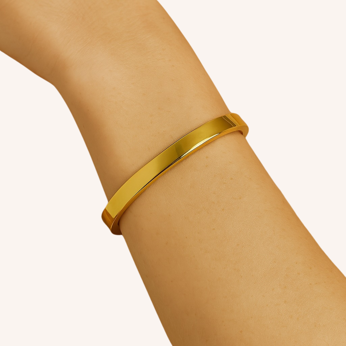 The Vela Bracelet